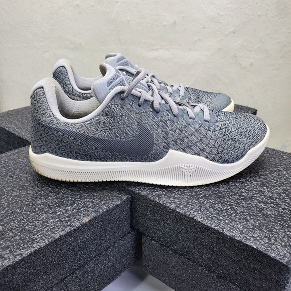Nike Shoes Mens 7 Kobe Mamba Instinct Pure Platinum Gray 852473-002 Basketball - Picture 10 of 14
